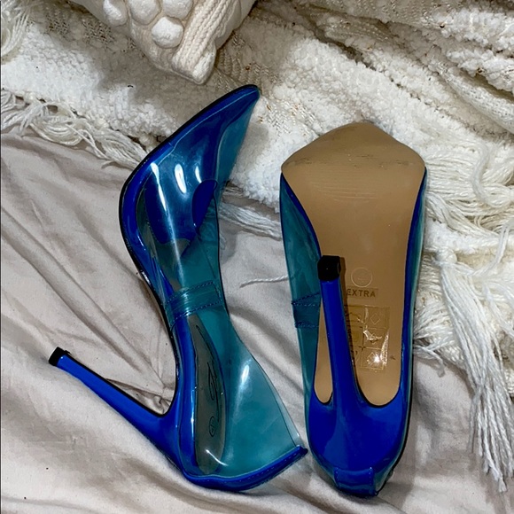 Clear blue heels 💙 - Picture 2 of 2